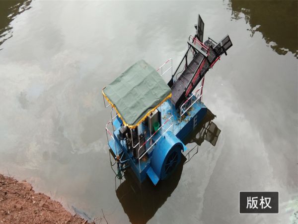 四川半自动割草船