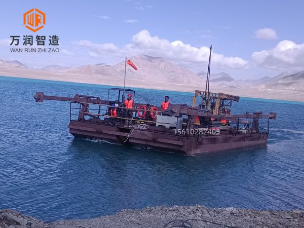 新疆水上钻探平台